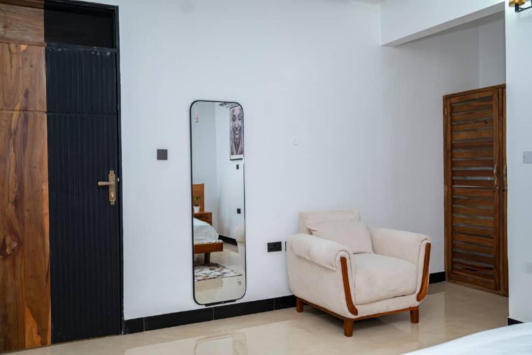 Unit Number 1 Apartman Nkunjila Kültér fotó