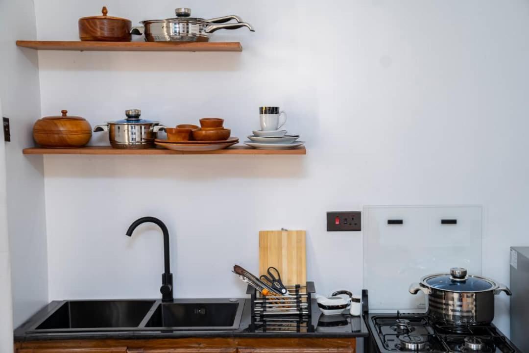 Unit Number 1 Apartman Nkunjila Kültér fotó