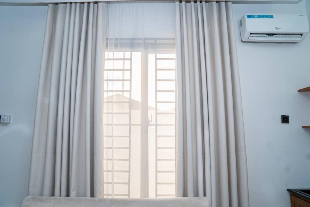 Unit Number 1 Apartman Nkunjila Kültér fotó