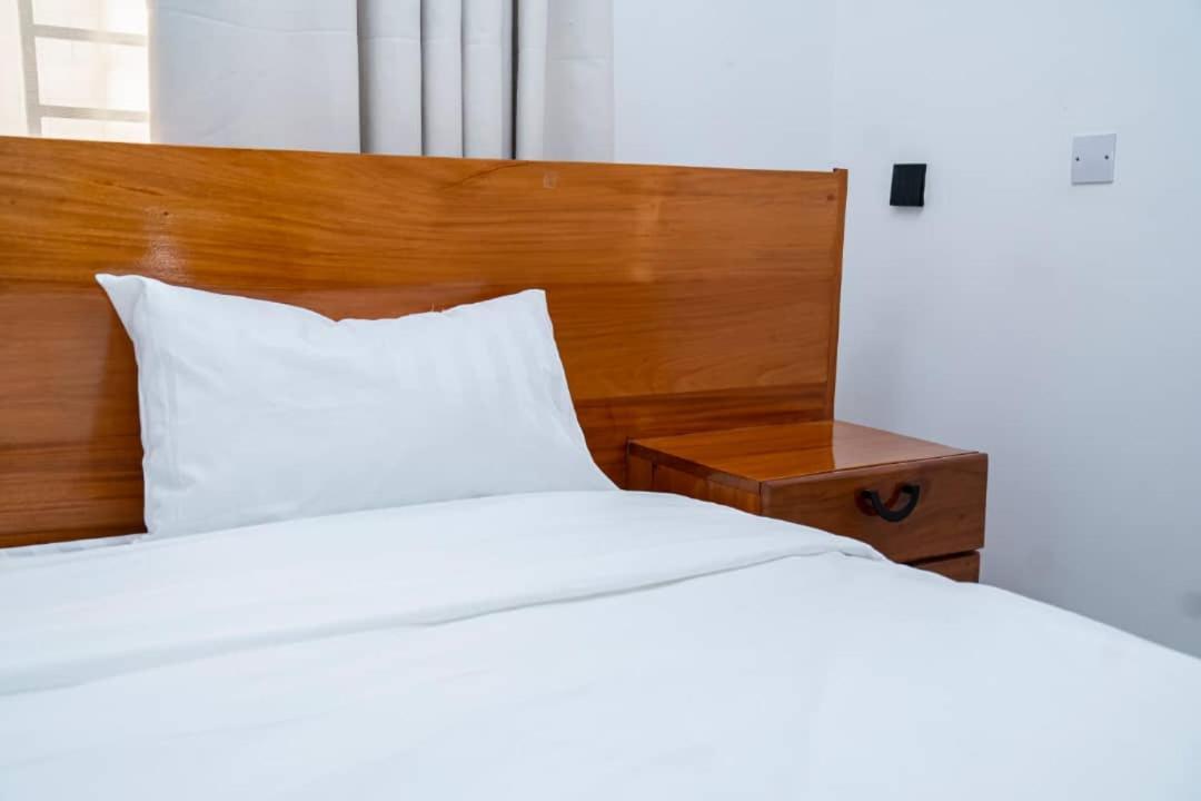 Unit Number 1 Apartman Nkunjila Kültér fotó